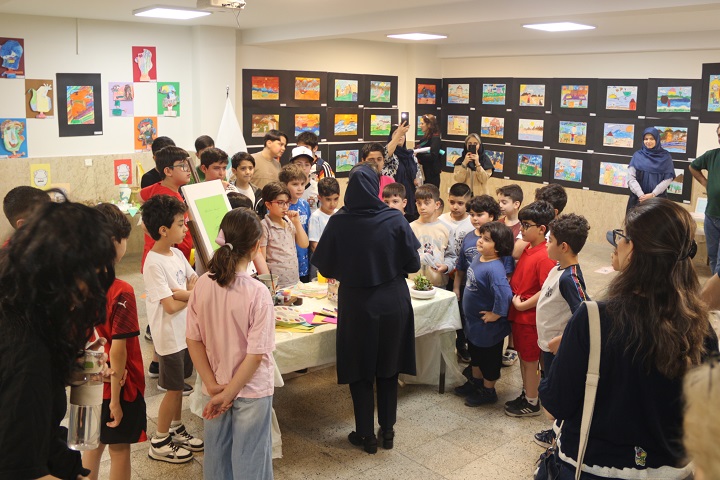 برگزاری نمایشگاه هنر و خلاقیت در پایان سال تحصیلی ۱۴۰۵-۱۴۰۴